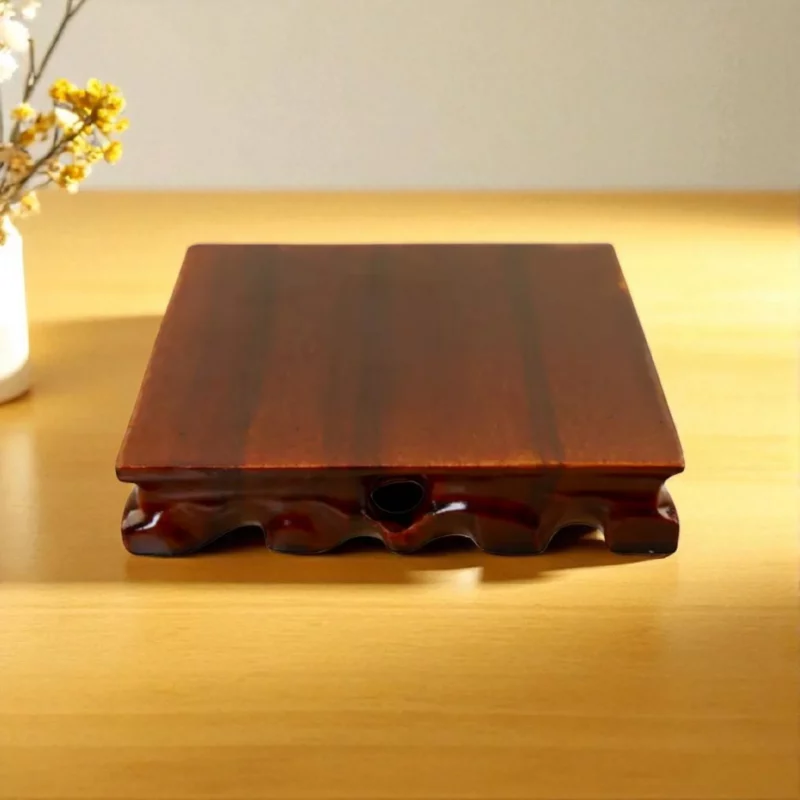 Socle en bois de racine – Dimension 10×10 cm